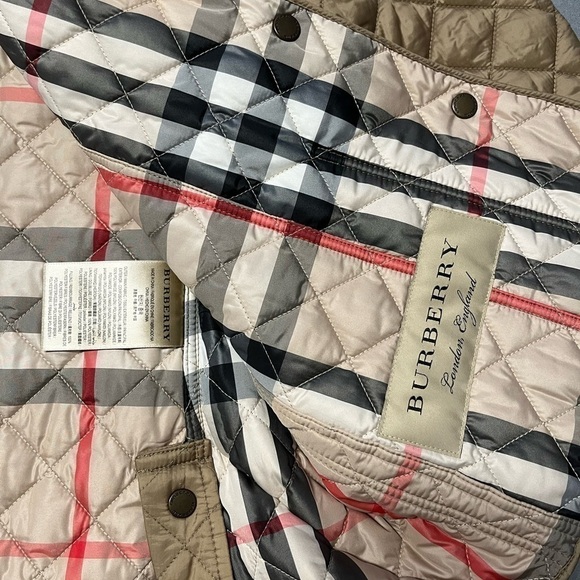 Burberry Quilted Jacket  Taupe or Brown - Picture 4 of 9